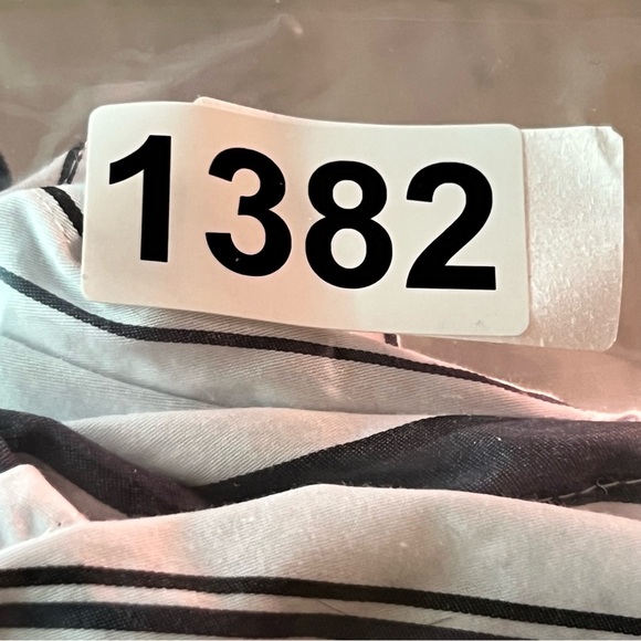 Equipment Surrender Strip Yarn Dye Cotton Popplin Rossi Shirt size Small - Picture 10 of 10